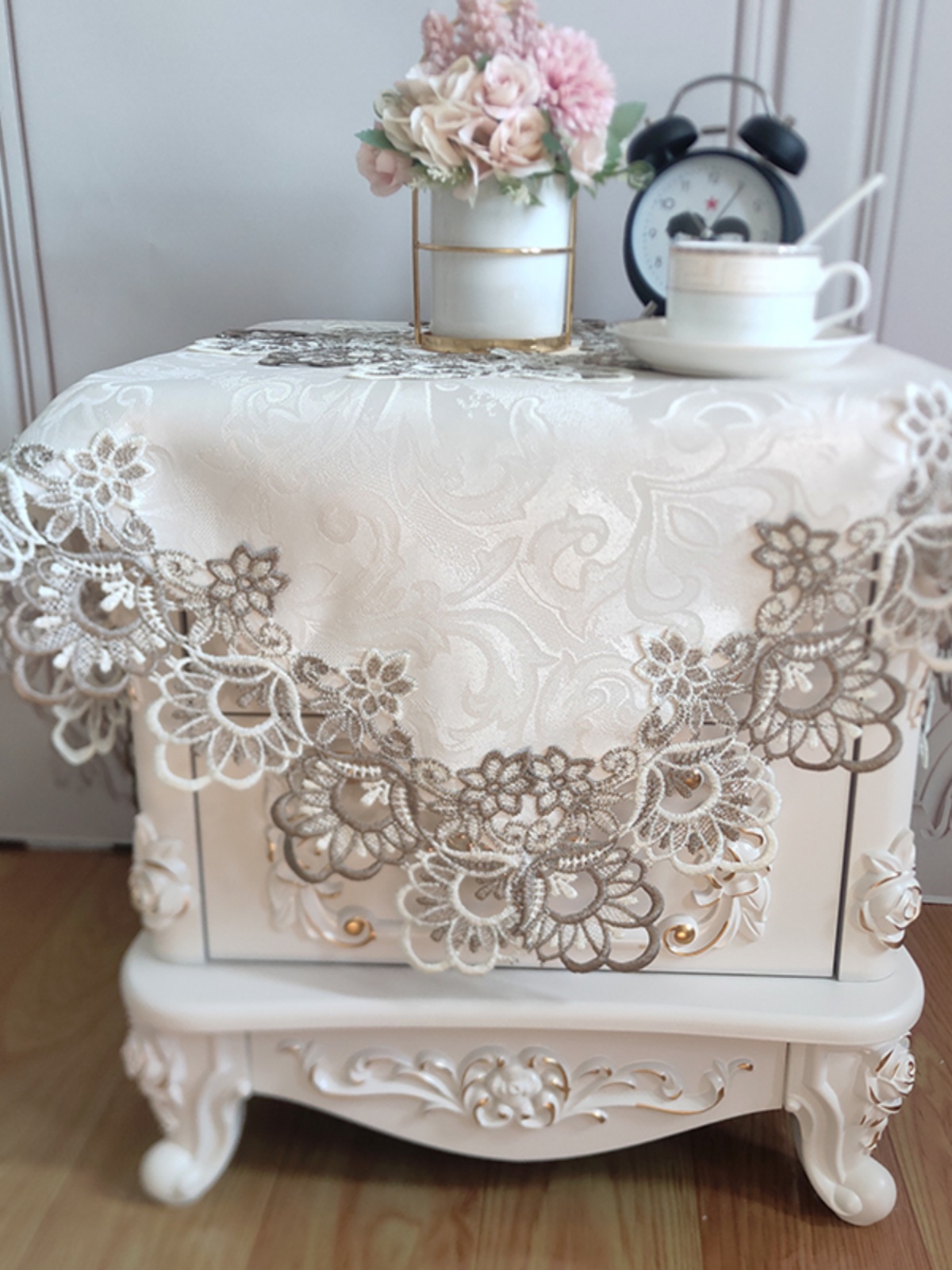 Embroidery Simple - European Style Bedside Table Cover Cloth