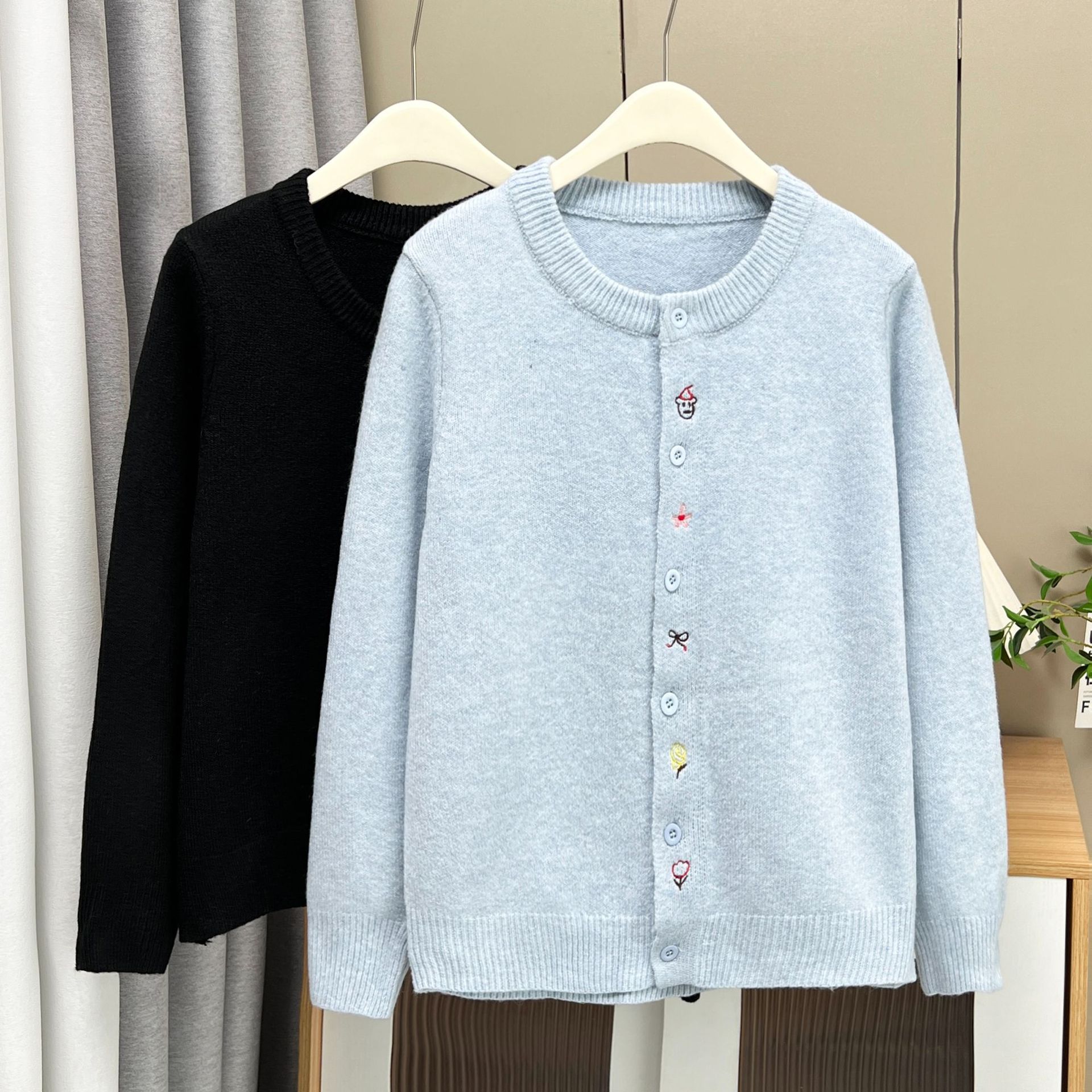XXXL Fashion Plus Size Women's - Embroidery Simple review and price
